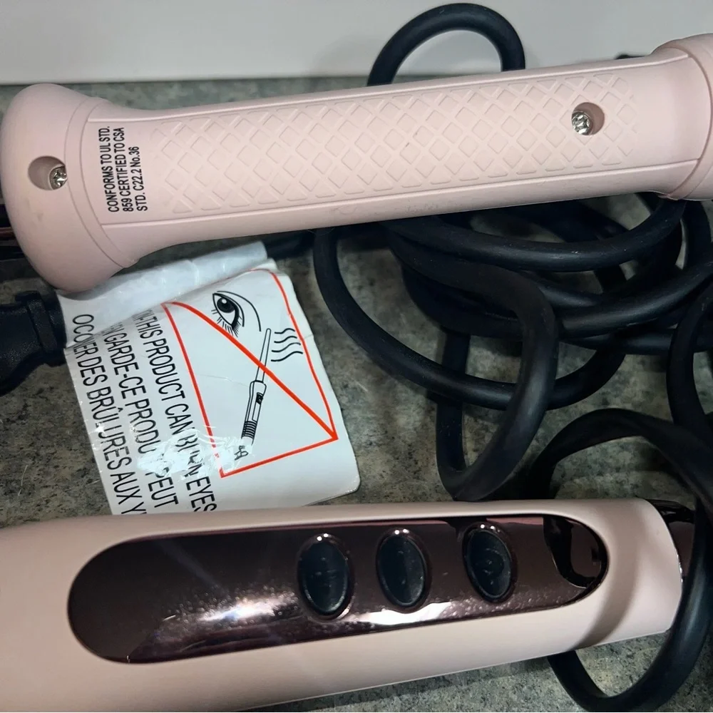 LANGE LOT OF TWO HAIR TOOLS BURSH IRON AND WAVE IRON GUC - Picture 2 of 7